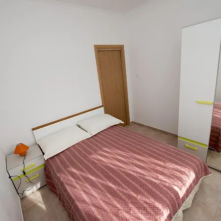 Apartment Sibenik Jadrija